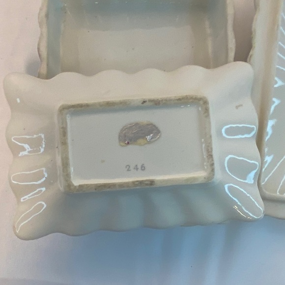 Vintage Lefton Pink Ceramic Lidded Trinket Dish 1940's With Ring Tray Inside. - Picture 6 of 11